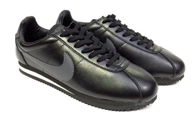  Nike Cortez