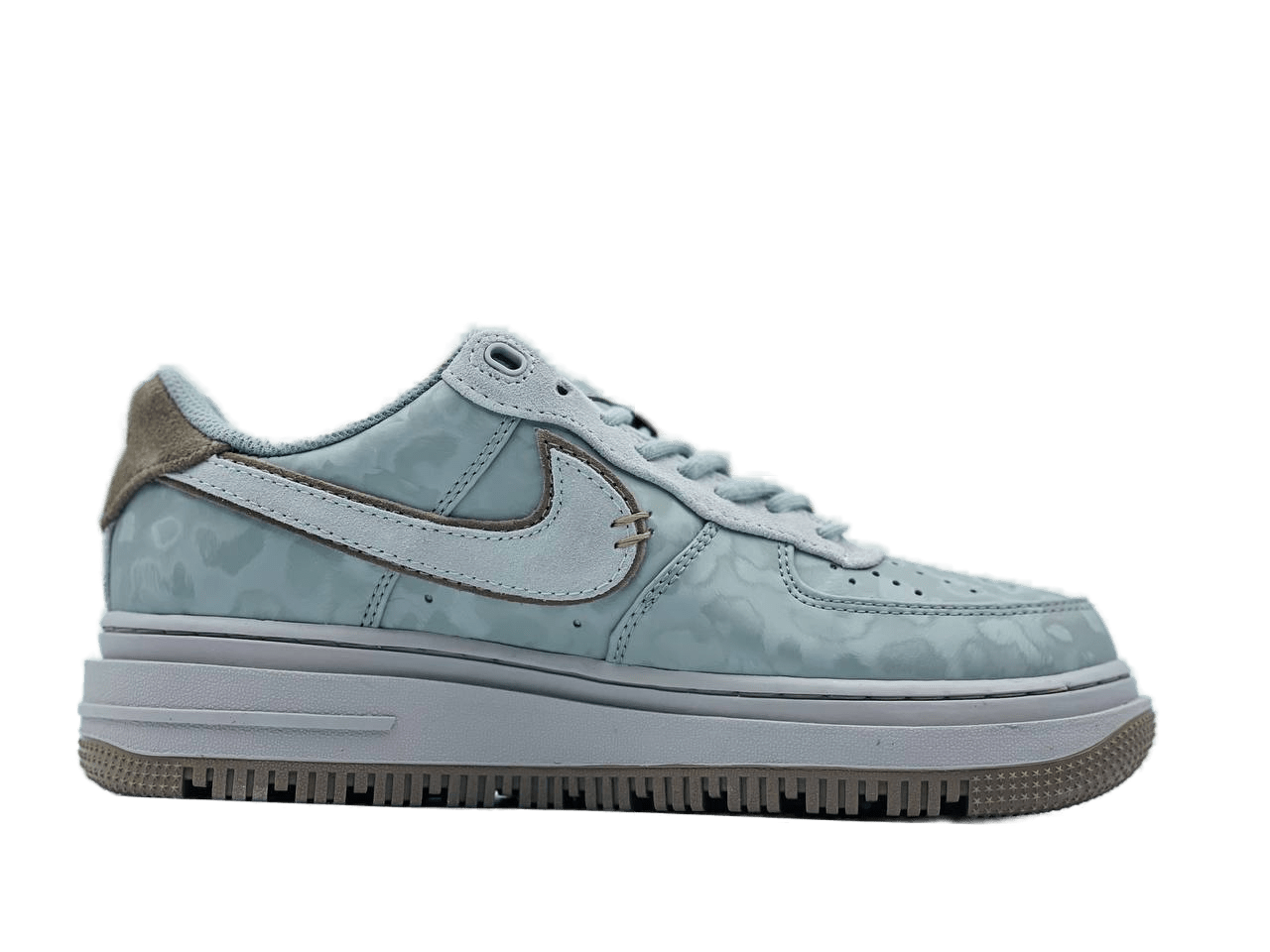  Nike Air Force 1 07 LV8 Utility White Camo